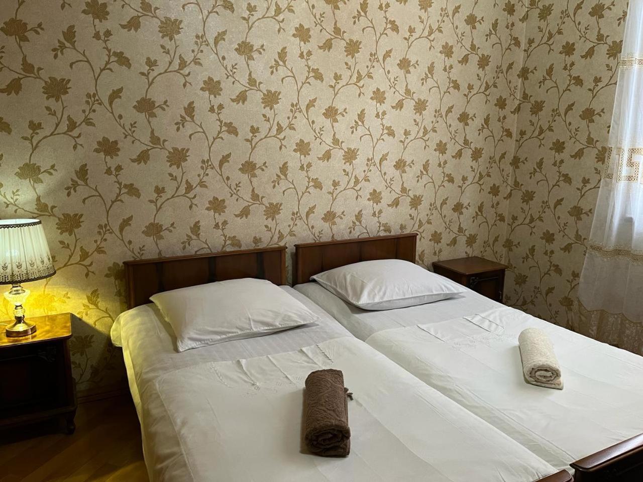Guest House Levan II Dadiani Zugdidi Eksteriør bilde